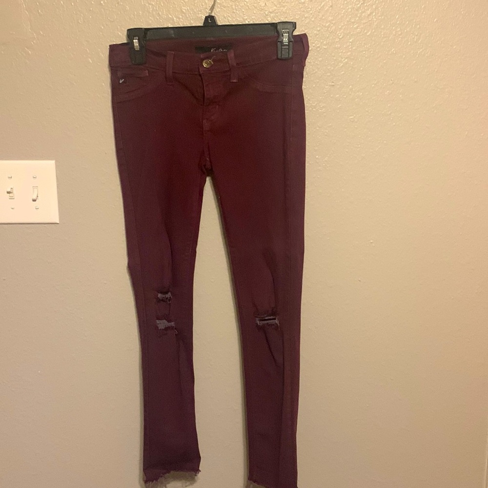 KanCan maroon distressed jeggings
